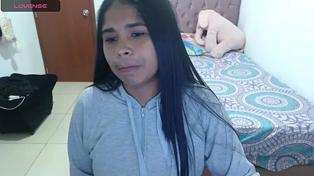 july-feria online show from 02.25.25