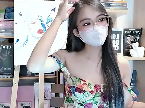 Snapshot of Lush-Office chatting on 10.05.25 Lush-Office online show from 10.05.25