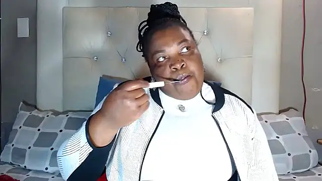 omalicha98 online show from 05.21.26