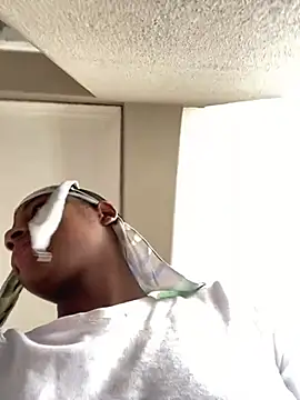 snotLoud online show from 03.15.25