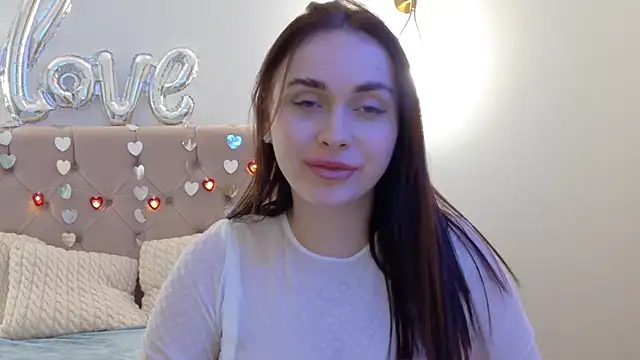 Snapshot of Lilliana_Moon chatting on 02.11.25 Lilliana Moon online show from 02.11.25