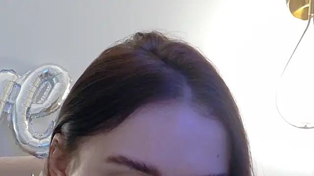 Snapshot of Lilliana_Moon chatting on 02.19.25 Lilliana Moon online show from 02.19.25