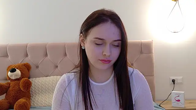 Snapshot of Lilliana_Moon chatting on 03.06.25 Lilliana Moon online show from 03.06.25