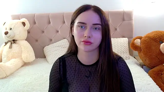 Snapshot of Lilliana_Moon chatting on 09.13.25 Lilliana Moon online show from 09.13.25