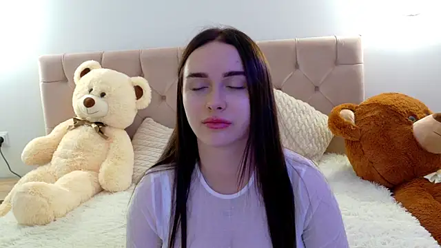 Snapshot of Lilliana_Moon chatting on 10.16.25 Lilliana Moon online show from 10.16.25