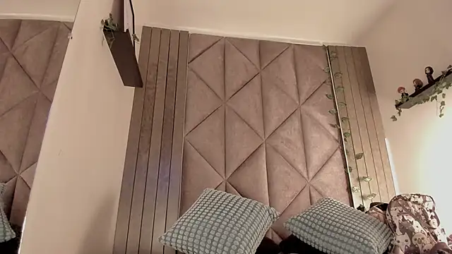 SabrinaSpell  online show from 01.09.26