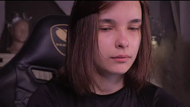 Snapshot of Bella_Alita chatting on 11.08.25 Bella Alita online show from 11.08.25