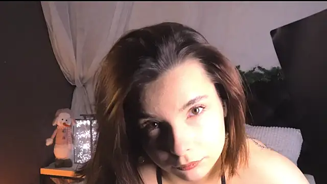 Snapshot of Bella_Alita chatting on 11.29.25 Bella Alita online show from 11.29.25