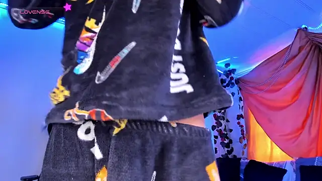 Ethan Boyy online show from 12.01.25