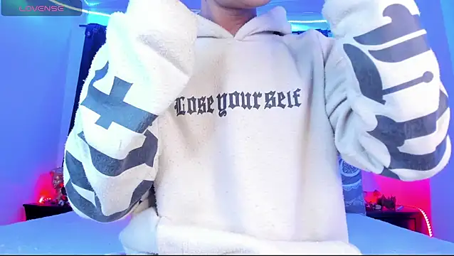 Snapshot of Ethan_Boyy chatting on 04.17.26 Ethan Boyy online show from 04.17.26