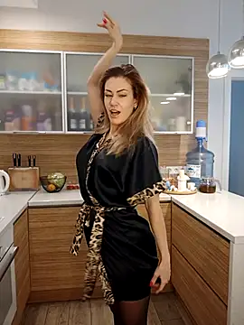 Snapshot of Miroslavadzm1 chatting on 04.13.26 Miroslavadzm1 online show from 04.13.26