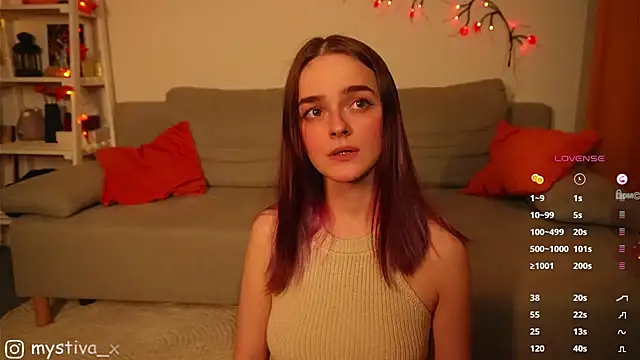 Snapshot of EliyaX chatting on 11.22.25 EliyaX online show from 11.22.25