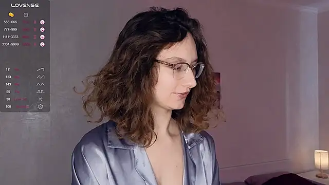 Snapshot of Leya_Curly chatting on 02.23.25 Leya Curly online show from 02.23.25