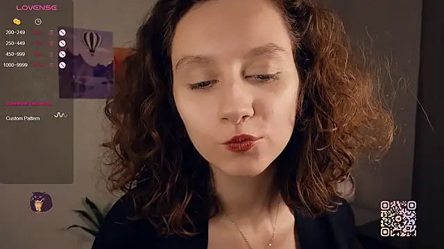 Snapshot of Leya_Curly chatting on 09.09.25 Leya Curly online show from 09.09.25