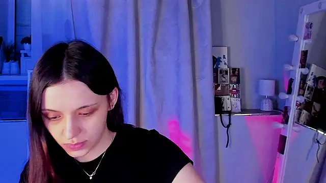 Sahara Shields online show from 04.05.26