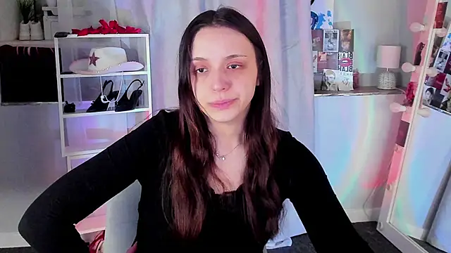 Sahara Shields online show from 04.15.26