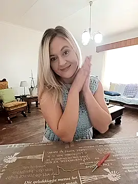 Vintasia online show from 10.06.25