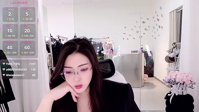 Snapshot of miaomiao-777 chatting on 04.28.26 miaomiao-777 online show from 04.28.26