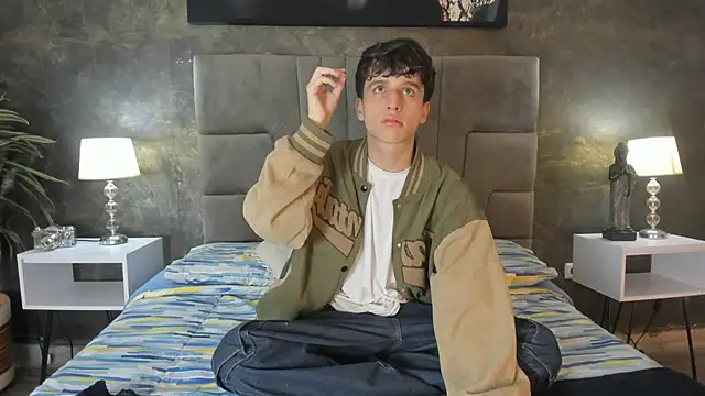 bruce hans online show from 04.08.26