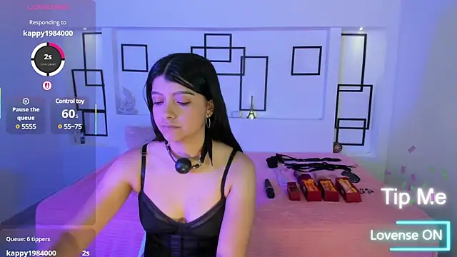 Snapshot of IslaBlaze chatting on 03.22.25 IslaBlaze online show from 03.22.25