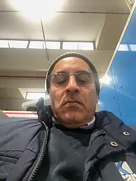 Snapshot of sempreilmio2 chatting on 12.01.25 sempreilmio2 online show from 12.01.25