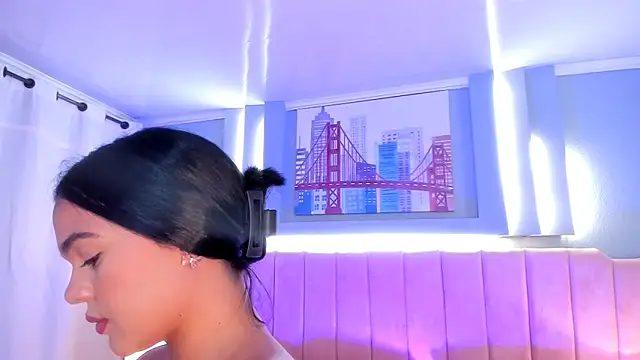 Snapshot of rutila_ford chatting on 11.25.25 rutila ford online show from 11.25.25