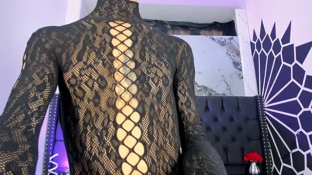 EthaanCox online show from 04.05.26