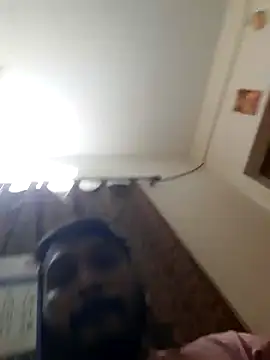 Snapshot of Chennaibull15 chatting on 01.15.25 Chennaibull15 online show from 01.15.25