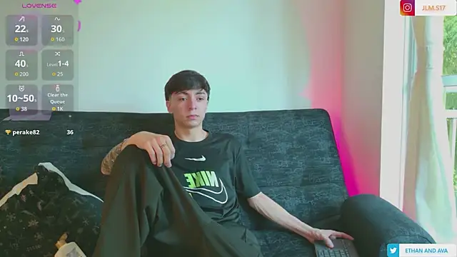 ethan and ava online show from 04.01.26