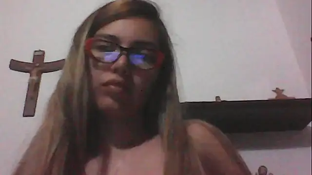 Snapshot of VittoriaTaylor chatting on 01.16.25 VittoriaTaylor online show from 01.16.25