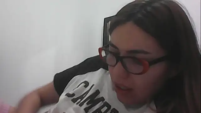 Snapshot of VittoriaTaylor chatting on 01.21.25 VittoriaTaylor online show from 01.21.25