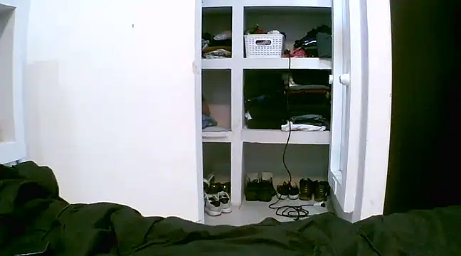 Snapshot of VittoriaTaylor chatting on 03.18.25 VittoriaTaylor online show from 03.18.25