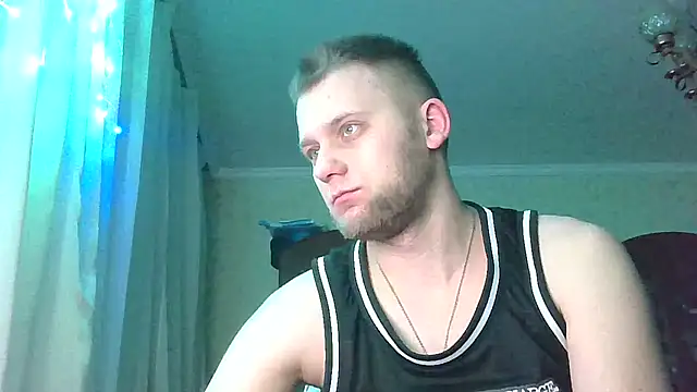 Snapshot of HunterOnBoobs chatting on 02.22.25 HunterOnBoobs online show from 02.22.25