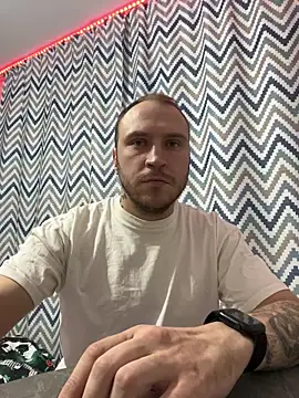 Snapshot of _XxX-XxX_ chatting on 01.16.25 XxX-XxX online show from 01.16.25