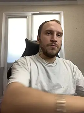 Snapshot of _XxX-XxX_ chatting on 03.04.25 XxX-XxX online show from 03.04.25