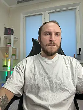 Snapshot of _XxX-XxX_ chatting on 03.21.25 XxX-XxX online show from 03.21.25