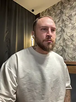 Snapshot of _XxX-XxX_ chatting on 11.16.25 XxX-XxX online show from 11.16.25