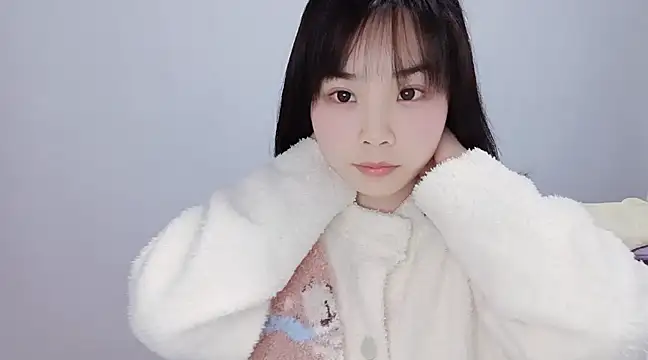 CeCiliao604 online show from 02.18.25