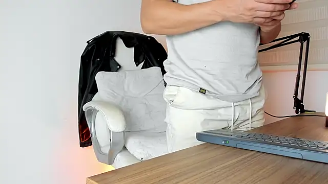 Fraannco online show from 01.23.25