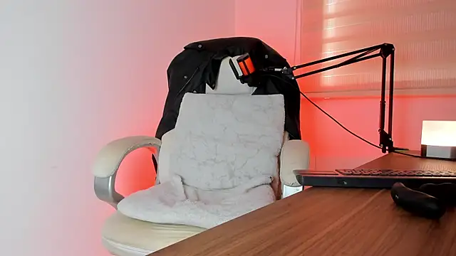 Fraannco online show from 02.20.25