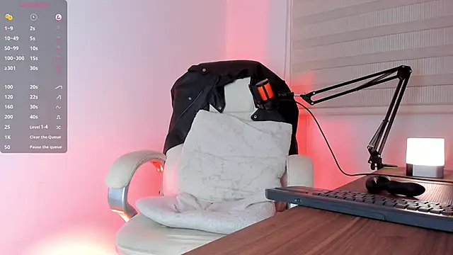 Fraannco online show from 02.27.25