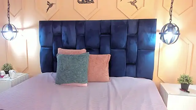 madel cristin online show from 01.25.25