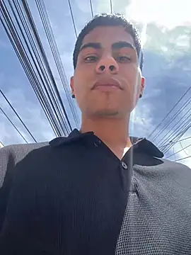 Dannytwinksxxx online show from 02.04.26