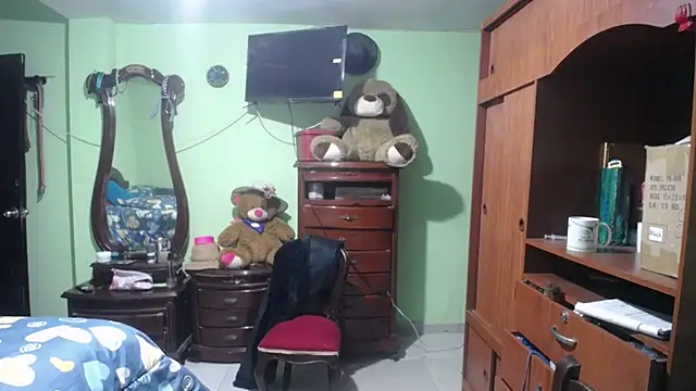 jazmin mature  online show from 02.26.25