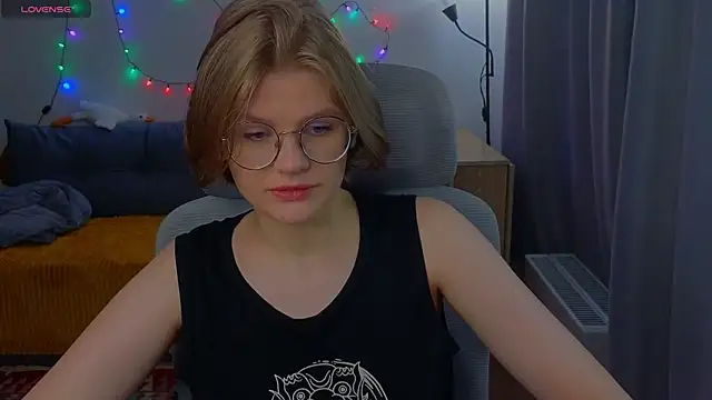  JessieVibes online show from 10.28.25