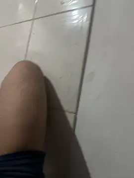 Snapshot of MorenoTatuado011 chatting on 11.23.25 MorenoTatuado011 online show from 11.23.25