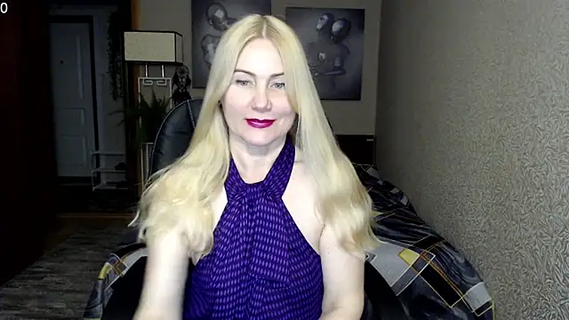 Snapshot of _Mire11a69 chatting on 02.14.25 Mire11a69 online show from 02.14.25