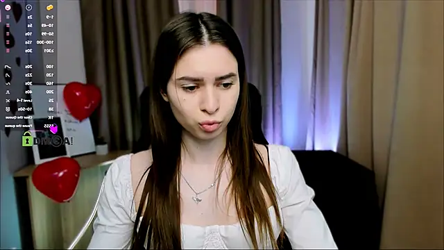 Snapshot of flora_ri chatting on 02.19.25 flora ri online show from 02.19.25