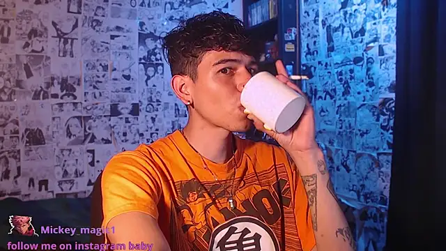 Mickey Magic online show from 12.01.25