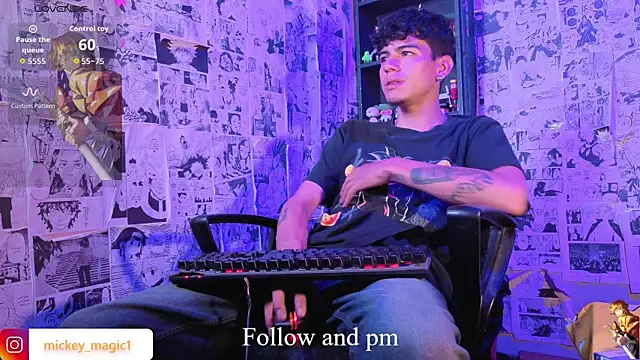 Snapshot of Mickey_Magic chatting on 02.14.26 Mickey Magic online show from 02.14.26